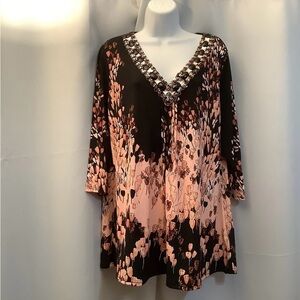 Together Tunic Womenโs Size Large Beaded, Floral Loose Fit Black Peach